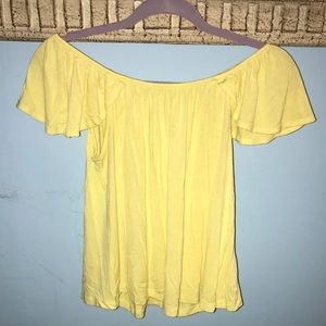 ❌sold❌ Off shoulder summer top